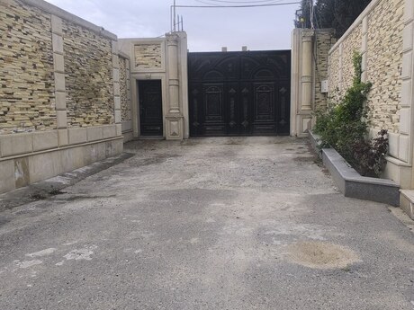 3 otaqlı həyət evi/bağ evi - Novxanı q. - 120 m²