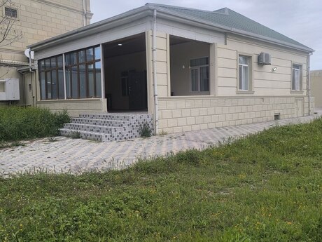3 otaqlı həyət evi/bağ evi - Novxanı q. - 120 m²