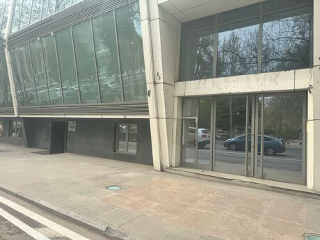 Obyekt - Nizami m. - 320 m²