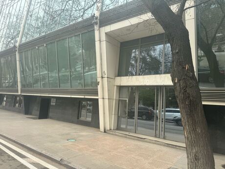 Obyekt - Nizami m. - 320 m²