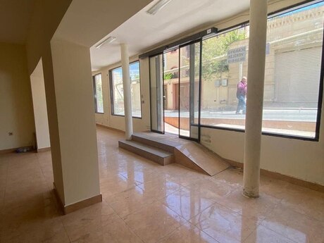 Obyekt - Səbail r. - 180 m²