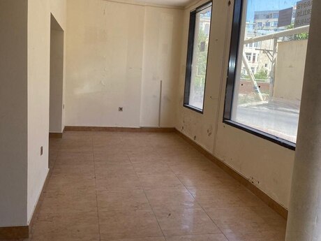 Obyekt - Səbail r. - 180 m²