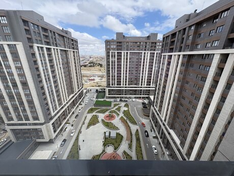 Ağ şəhər q.