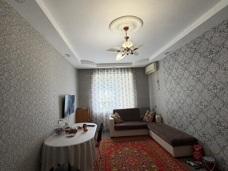 2 otaqlı köhnə tikili - Bakıxanov q. - 65 m²