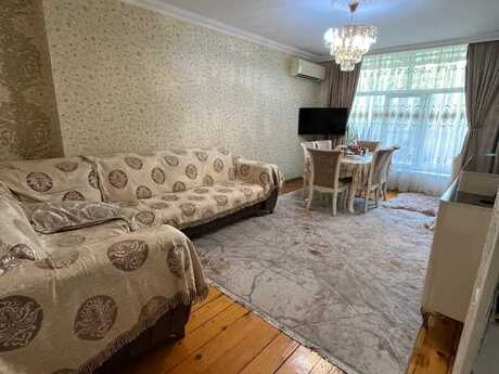 4 otaqlı köhnə tikili - Azadlıq Prospekti m. - 110 m²