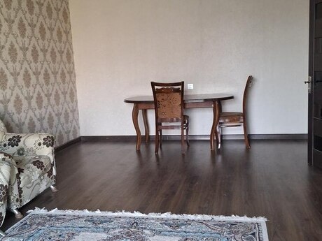 3 otaqlı həyət evi/bağ evi - Binəqədi q. - 75 m²