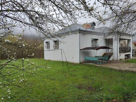3 otaqlı həyət evi/bağ evi - Quba - 110 m²