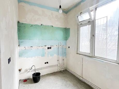 1 otaqlı köhnə tikili - Memar Əcəmi m. - 40 m²