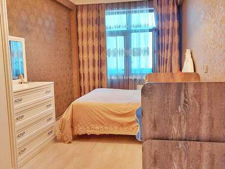 2 otaqlı yeni tikili - İnşaatçılar m. - 75 m²
