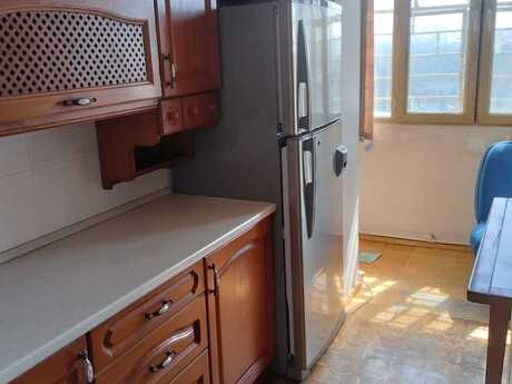 3 otaqlı köhnə tikili - Elmlər Akademiyası m. - 81.6 m²