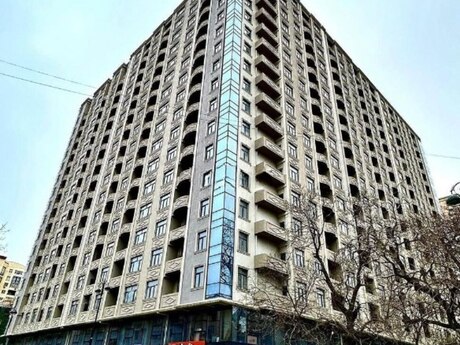 Объявление №6041518 - Баку, м. 28 мая, 3-комн., 141 м², 13/17 этаж