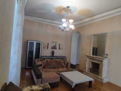 3 otaqlı köhnə tikili - Sahil m. - 100 m²