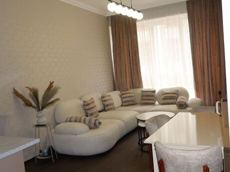 3 otaqlı yeni tikili - İnşaatçılar m. - 75 m²