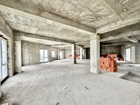 5 otaqlı yeni tikili - Xətai r. - 254 m²