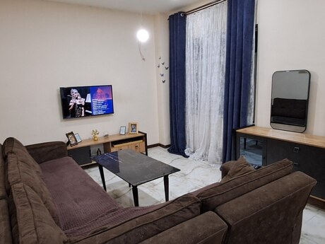 3 otaqlı həyət evi/bağ evi - Zabrat q. - 100 m²