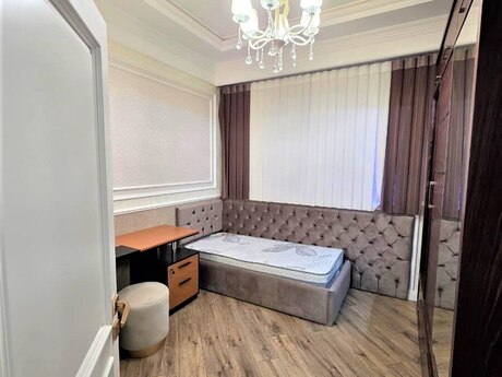 Kirayə 3 otaqlı mənzil, 130 m², Ağ şəhər: 3 000 ₼/ay 5