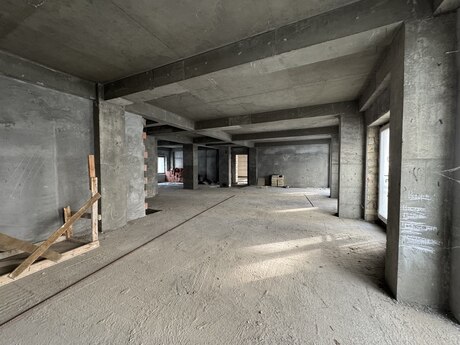 3 otaqlı yeni tikili - Xətai r. - 168 m²