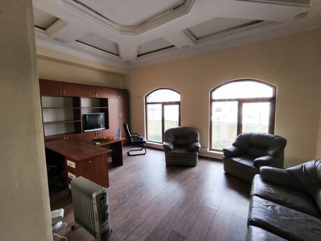 1 otaqlı ofis - Şah İsmayıl Xətai m. - 40 m²