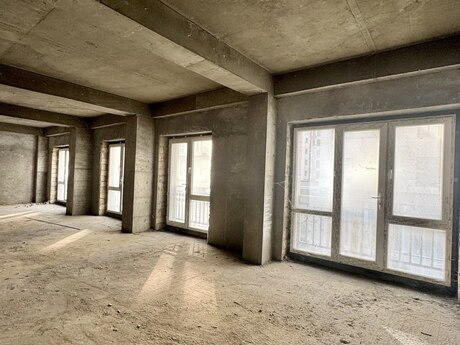 5 otaqlı mənzil, 246 m², Ağ şəhər: 1 050 000 ₼ 5