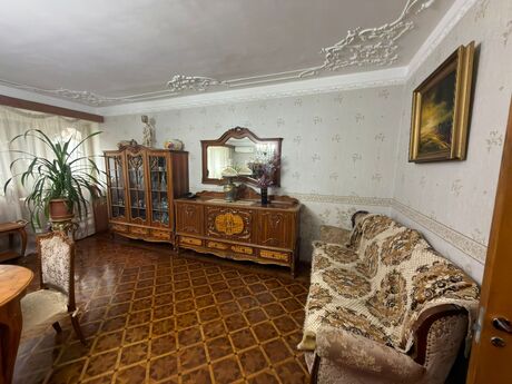 4 otaqlı köhnə tikili - Gənclik m. - 110 m²