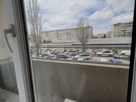 3 otaqlı köhnə tikili - Xalqlar Dostluğu m. - 65 m²