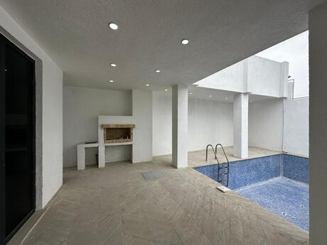 4 otaqlı həyət evi/bağ evi - Mərdəkan q. - 140 m²