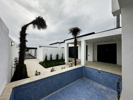 4 otaqlı həyət evi/bağ evi - Mərdəkan q. - 140 m²