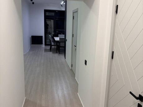 3-комн. новостройка - м. 8 ноября - 106 м²