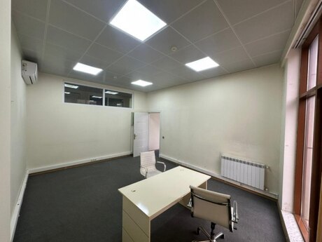 2 otaqlı ofis - Nəriman Nərimanov m. - 70 m²