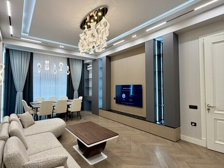 4 otaqlı yeni tikili - Nəsimi r. - 175 m²