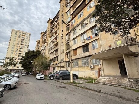 4 otaqlı köhnə tikili - Həzi Aslanov q. - 100 m²