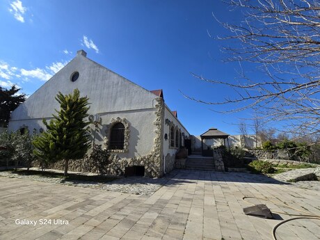 5 otaqlı həyət evi/bağ evi - Şağan q. - 300 m²