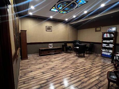4 otaqlı ofis - 28 May m. - 160 m²