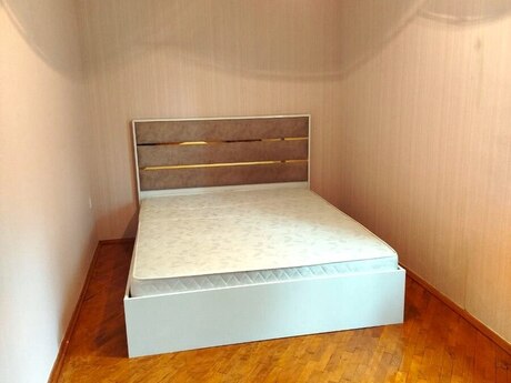 2 otaqlı köhnə tikili - İnşaatçılar m. - 55 m²