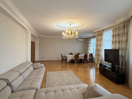 Elan №6042184 - Bakı, Şah İsmayıl Xətai m., 3 otaqlı, 153 m², 14/17 mərtəbə