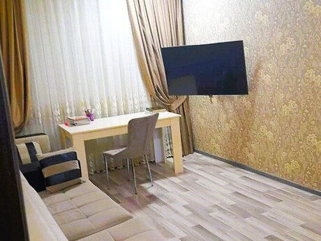 4 otaqlı köhnə tikili - Əhmədli m. - 105 m²