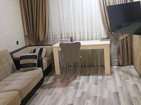 4 otaqlı köhnə tikili - Əhmədli m. - 105 m²