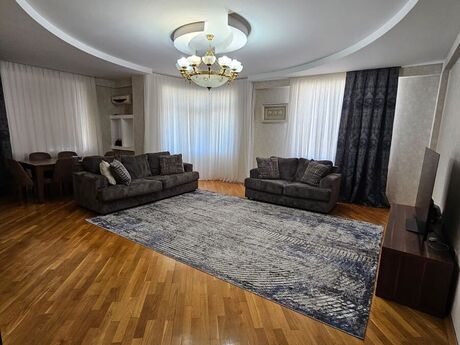 3-комн. новостройка - м. 20 января - 145 м²