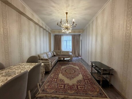 2 otaqlı yeni tikili - 8 Noyabr m. - 90.4 m²