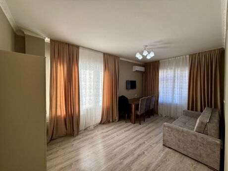 1 otaqlı köhnə tikili - 8-ci kilometr q. - 45 m²
