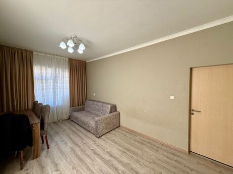 1 otaqlı köhnə tikili - 8-ci kilometr q. - 45 m²
