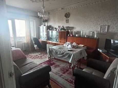 3 otaqlı köhnə tikili - Həzi Aslanov m. - 70 m²