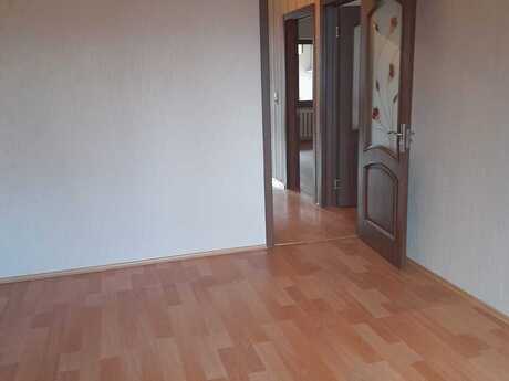 3 otaqlı köhnə tikili - Əhmədli q. - 70 m²