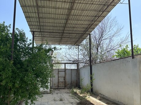 7 otaqlı həyət evi/bağ evi - Ələt q. - 370 m²