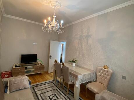 3 otaqlı həyət evi/bağ evi - Qobu q. - 80 m²