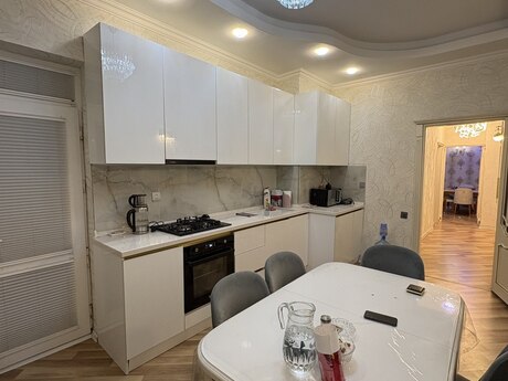 3 otaqlı yeni tikili - Həzi Aslanov m. - 115 m²