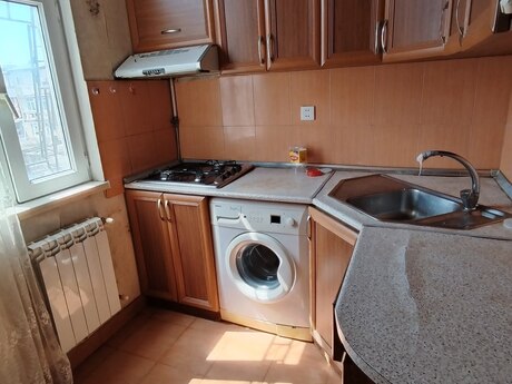 2 otaqlı köhnə tikili - Gənclik m. - 45 m²