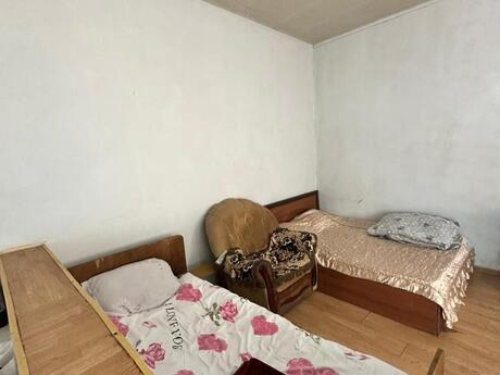 1 otaqlı həyət evi/bağ evi - Əhmədli q. - 30 m²