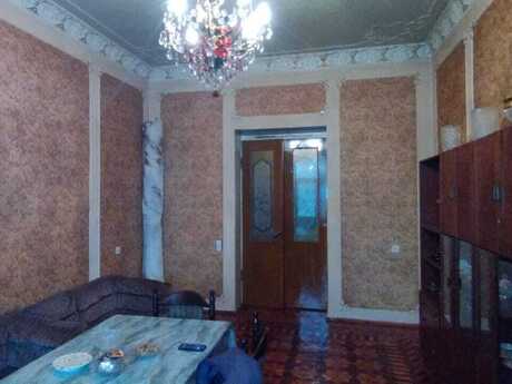 3 otaqlı köhnə tikili - 28 May m. - 100 m²