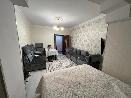 2 otaqlı köhnə tikili - Xətai r. - 62 m²